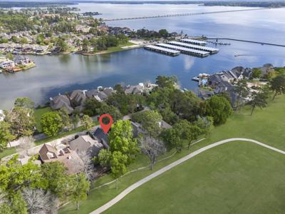 114 Winthrop Harbor S