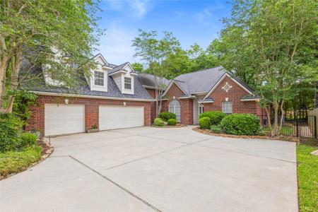 106 Lazy Springs Drive