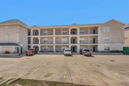 7039 Kingston Cove Ln
