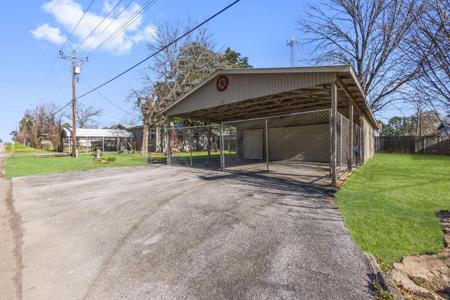 326 Plum Tree