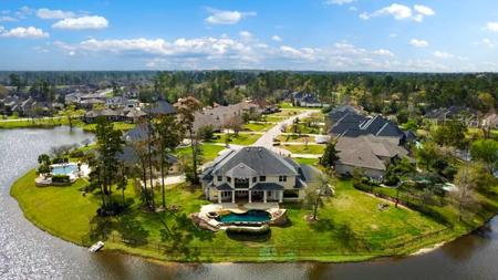 25626 Windy Isle Court