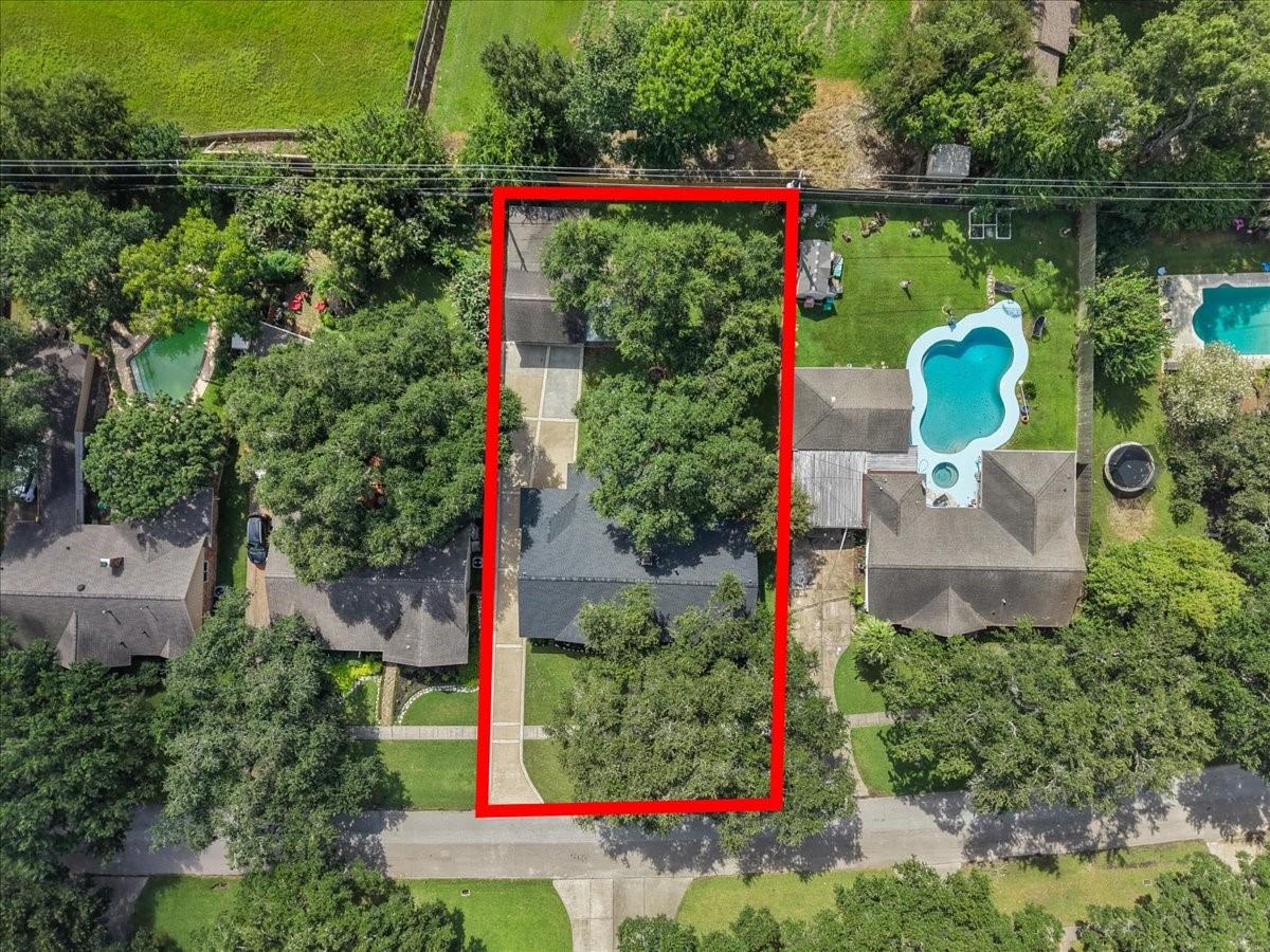Image 4: BIG 12,825sqft Lot with no back neighbors