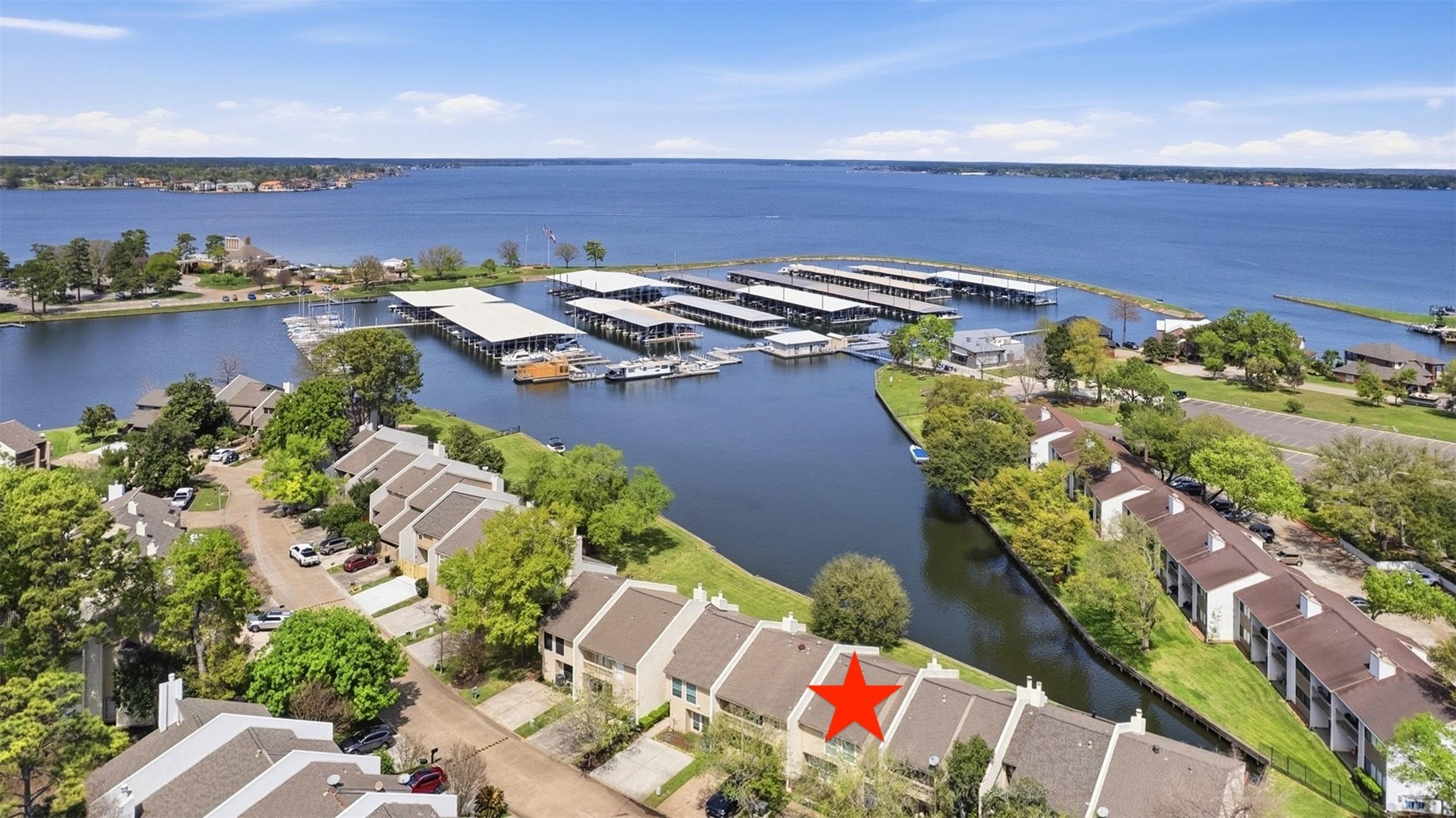 Image 1: 3914 Knollcrest - WATERFRONT + FURNISHINGS for a G