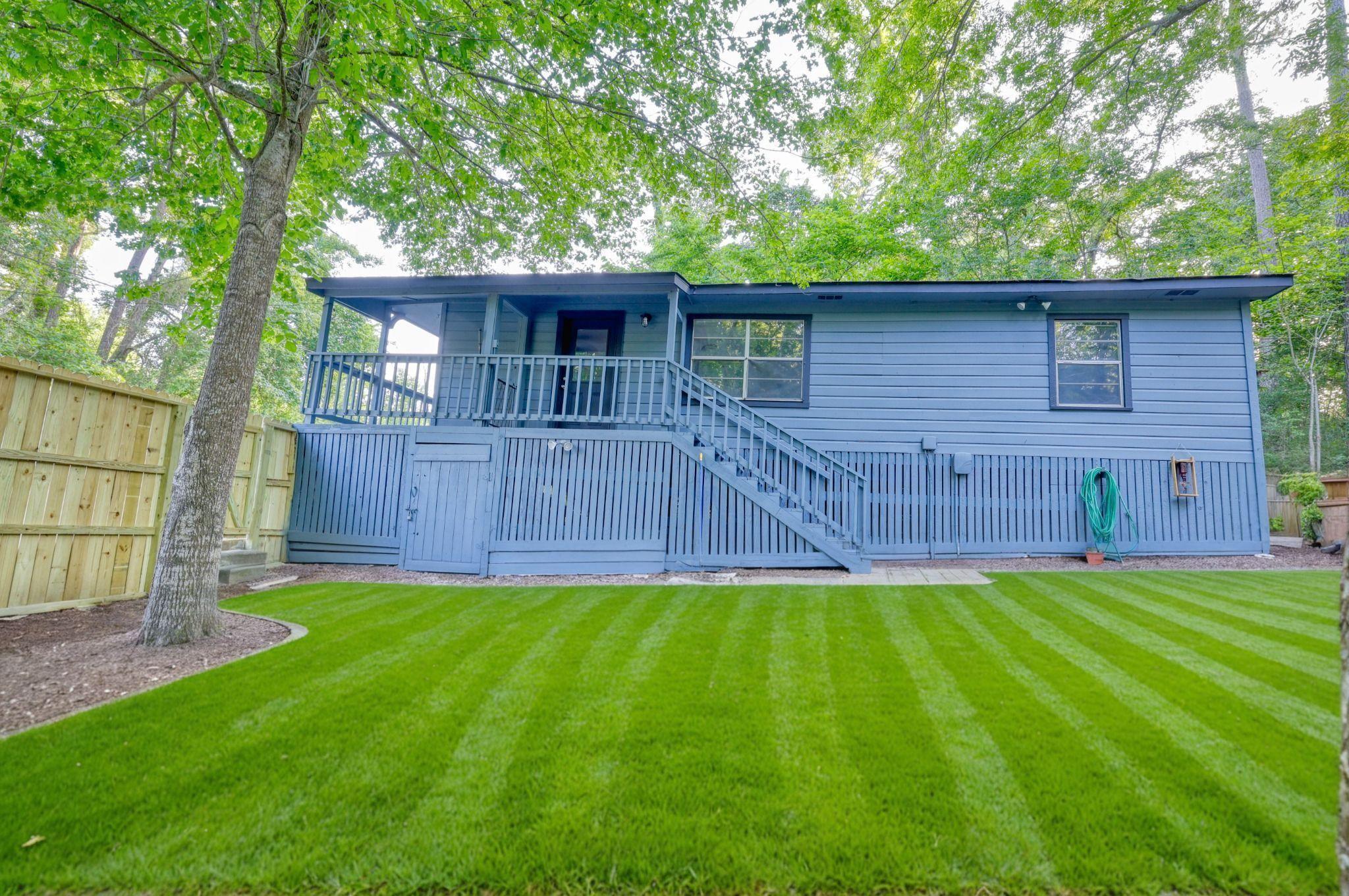 Image 3: Enhanced yard