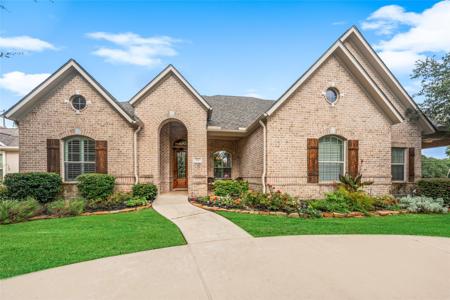 166 Hillsborough Drive W