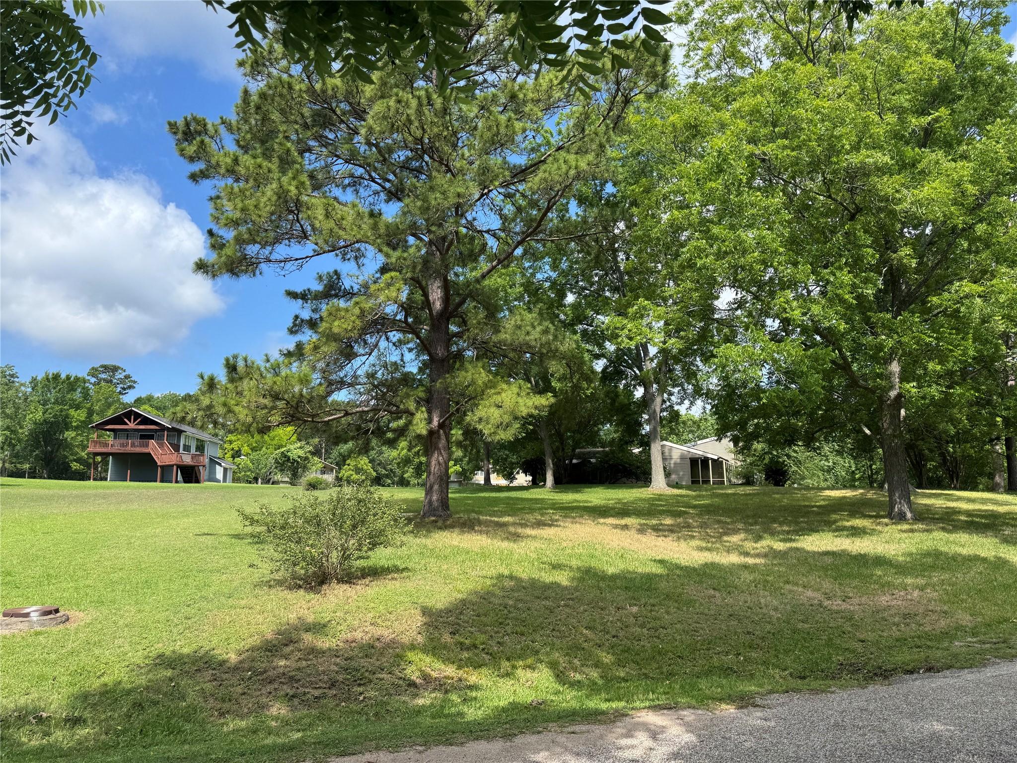 Image 1: Welcome to 35 Imperial Circle - this vacant lot is