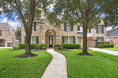 5919 Majestic Pines Drive