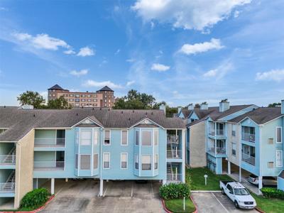18617 Egret Bay Boulevard