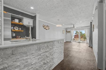 307 Yacht Club Lane
