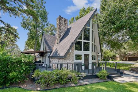 446 Fantasy Lane