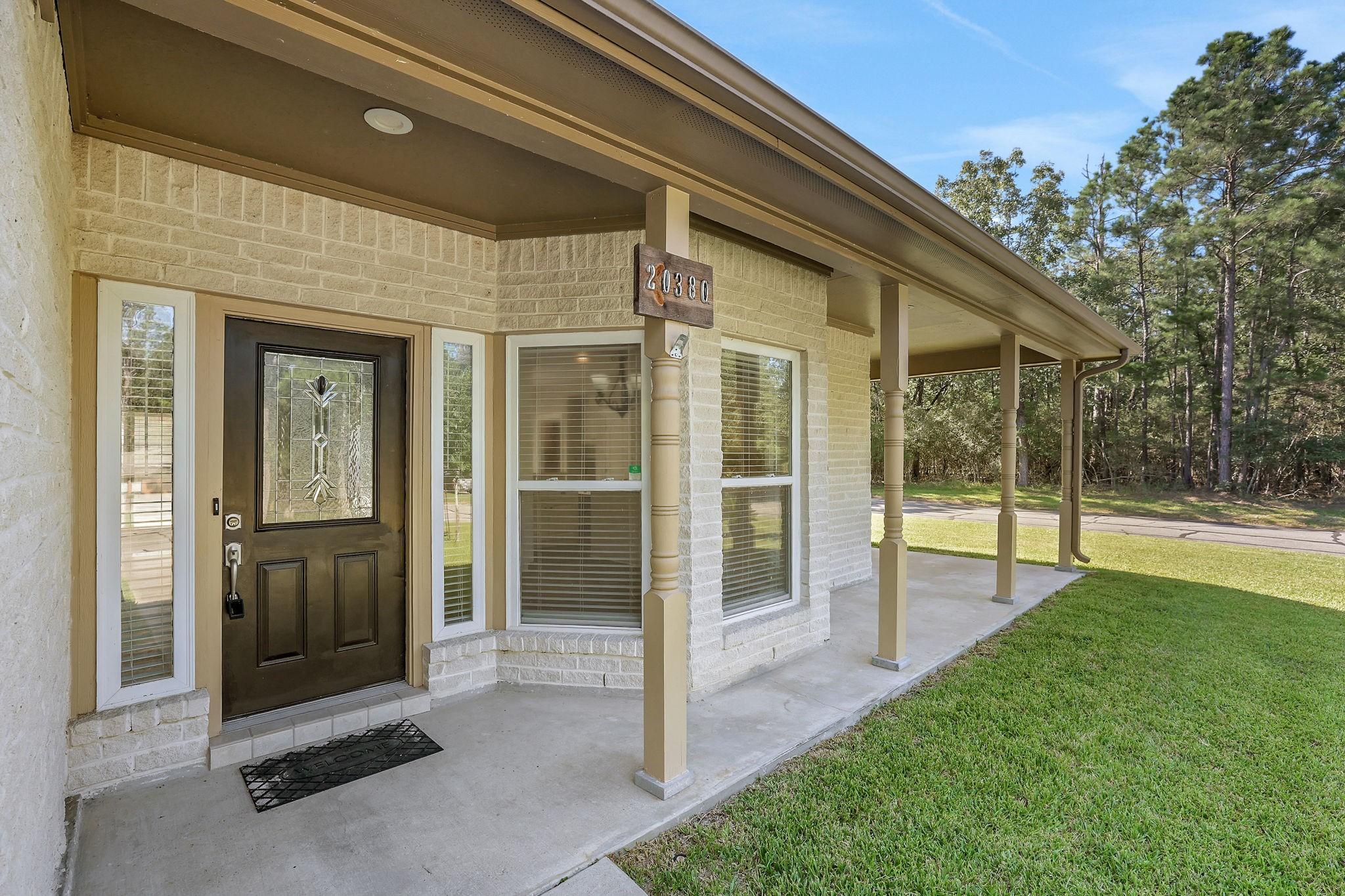 Image 4: Discover your dream home at 20380 Doral Dr., featu