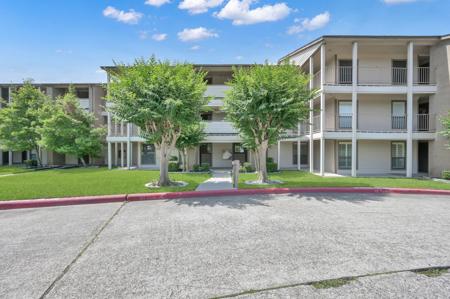 110D Lakeview Terrace