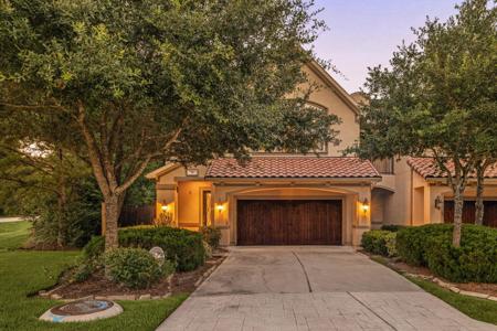 98 Herons Flight Place