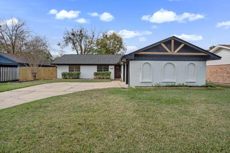 2310 Woodwind Way