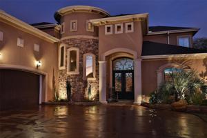 25922 Hampton Pines Lane