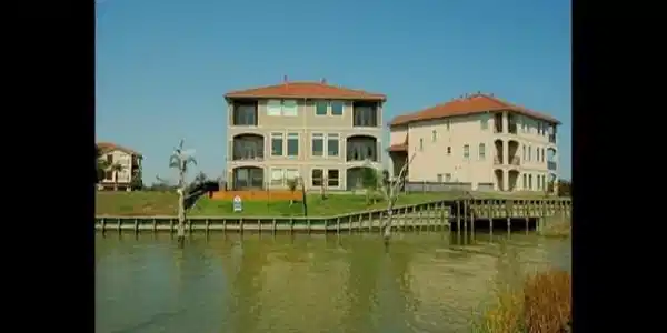 4105 Boardwalk Boulevard