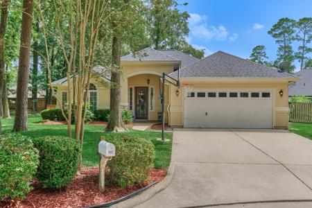 3102 Woodwind Circle