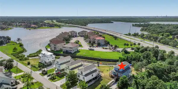 Image 3: Welcome to the Shady Lake Cottages - 4 Bed/4Bath w