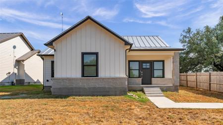 403 Oak Drive