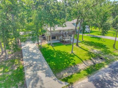 517 Lakeview Harbor