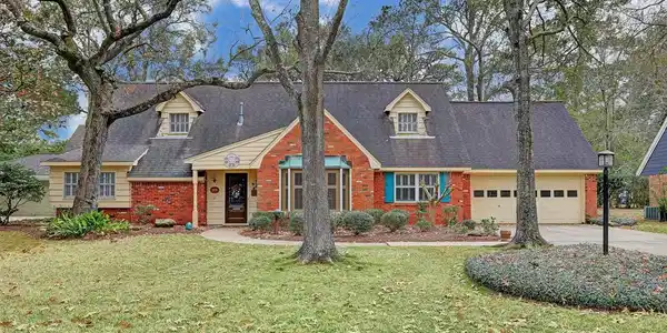 203 Drift Wood Drive
