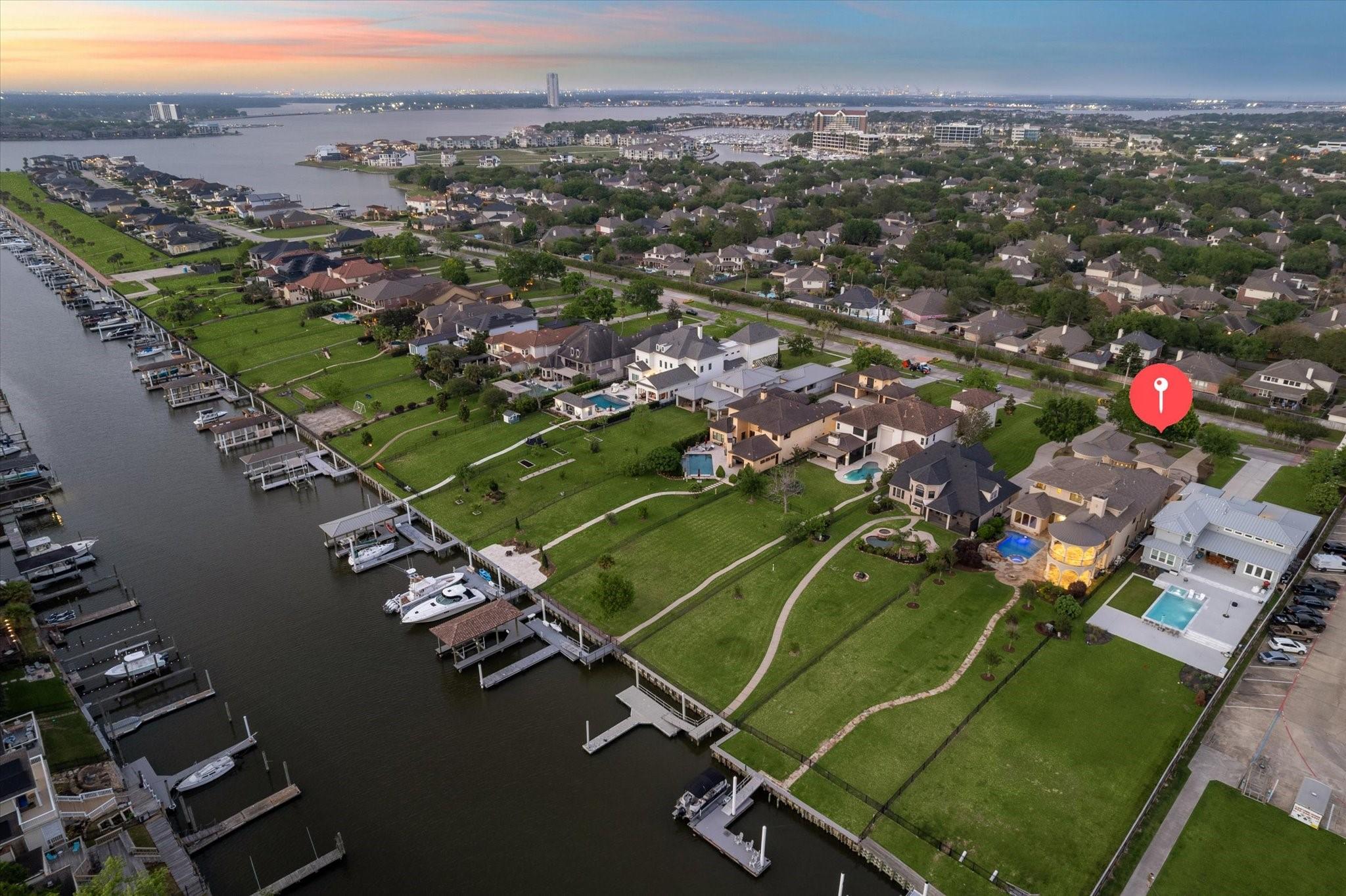 Image 1: CONSTELLATION SITS ON AN INCREDIBLE .87 ACRE LOT L
