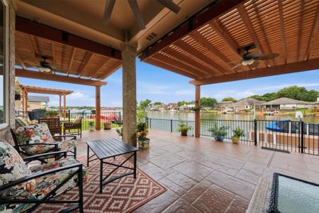 13681 Lakeside Place Drive