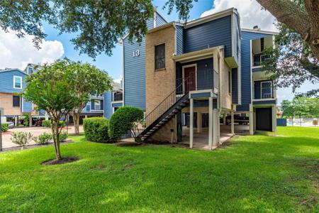 18515 Egret Bay Boulevard
