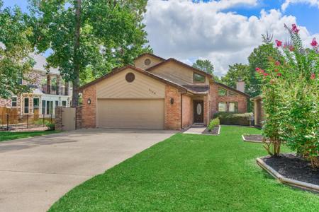 3126 Lazy Lake Lane