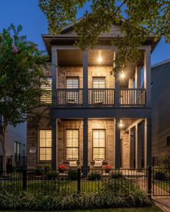 132 E Shell Port Square