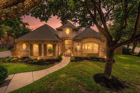 1302 Majestic Pines Court