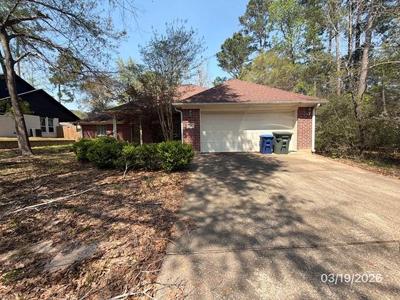 606 West Lane