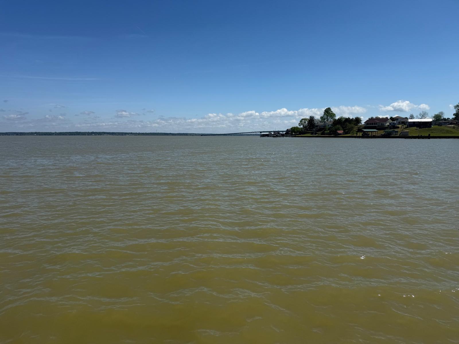Image 2: Lake view , access to a ramp for boats