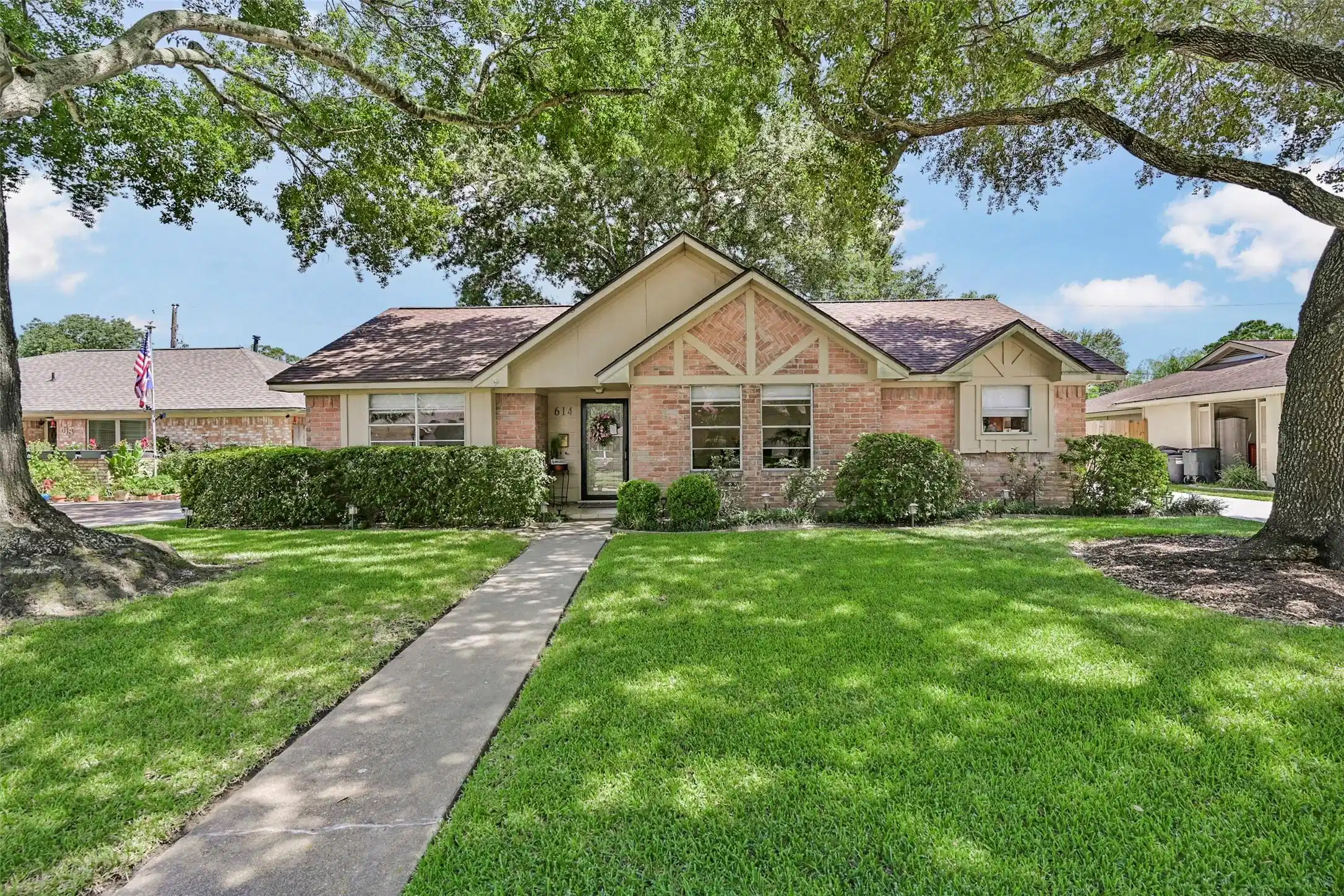 Image 1: Welcome home to your 3 bedroom/2 bath home in the