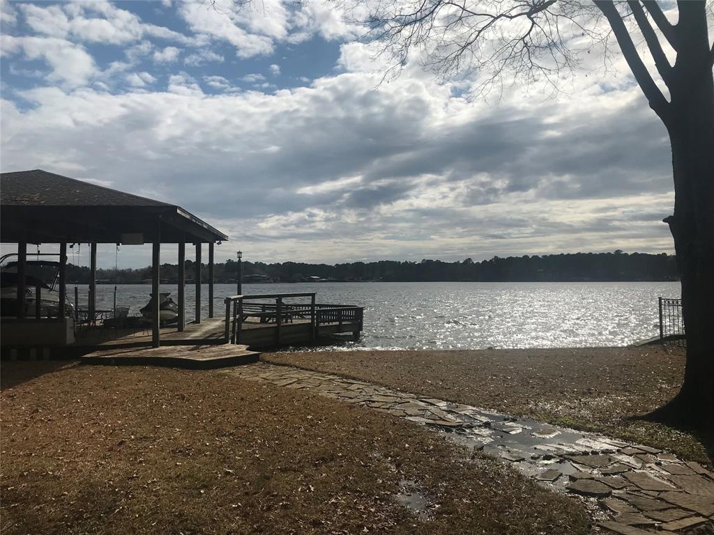 15168 Paradise Point Drive, Willis, TX lhrmls00294971