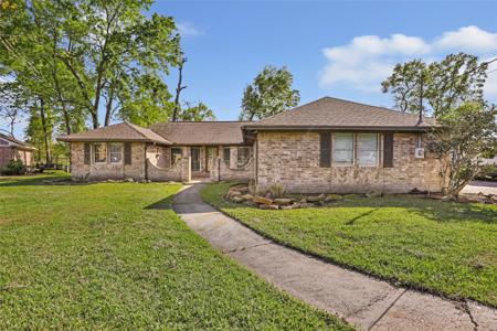 21203 Papoose Court