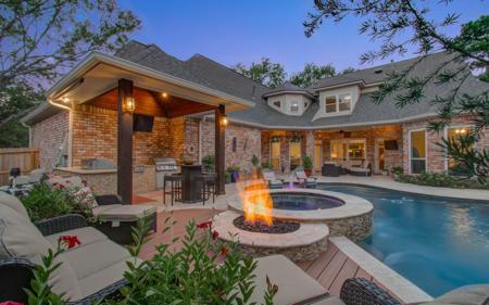 2 English Glade Court