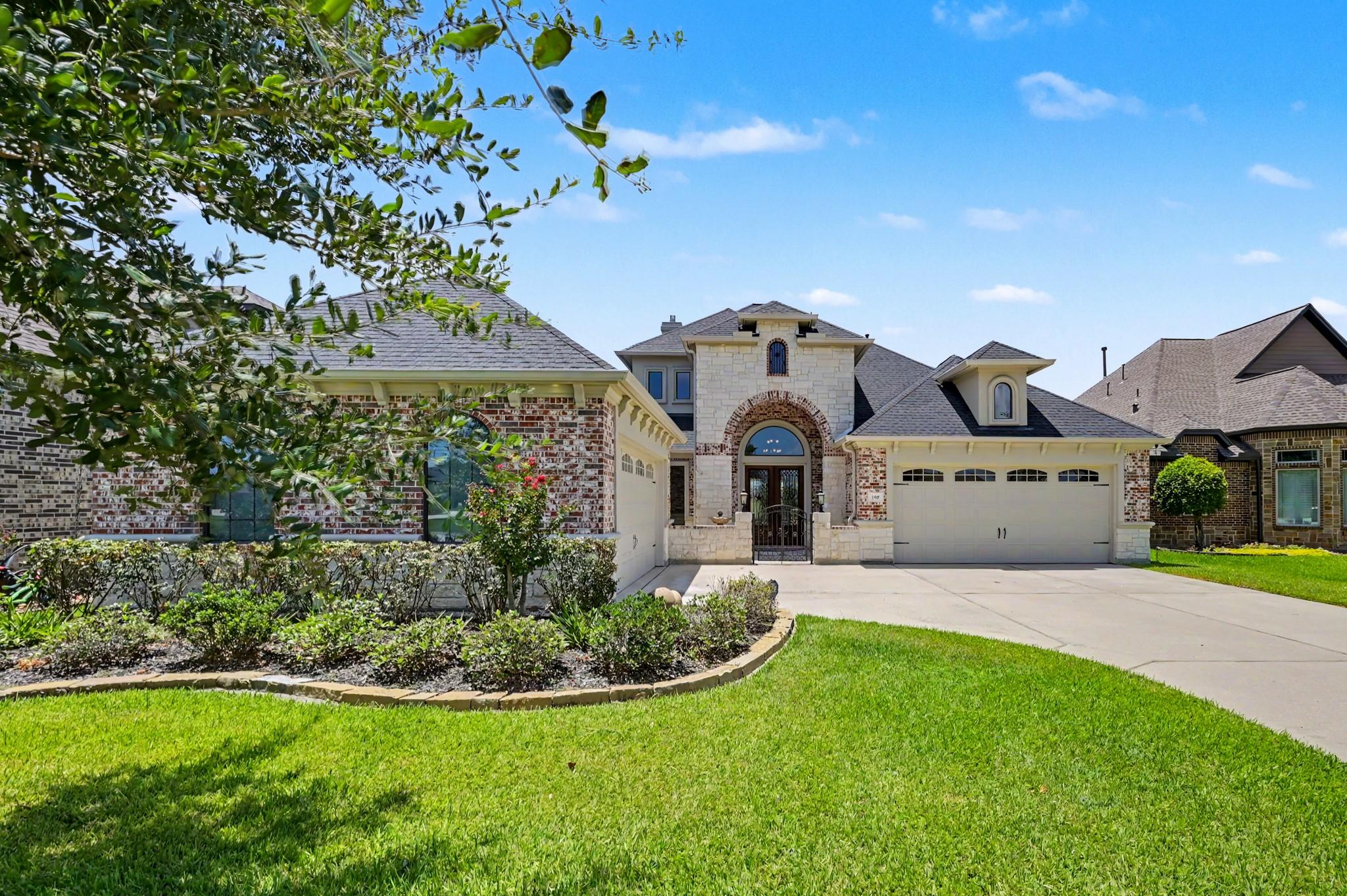 Image 2: The exterior of this incredible home boasts Austin