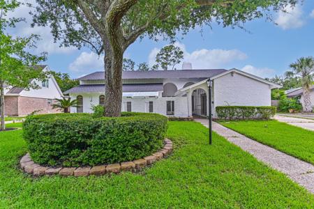 18330 Cape Bahamas Lane