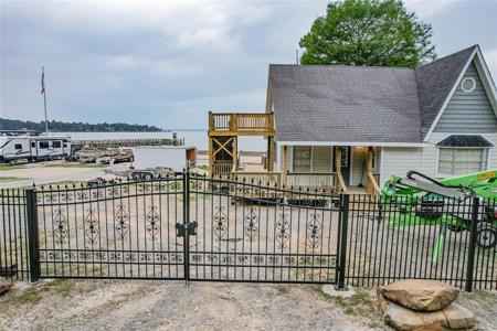 661 Palmetto Drive