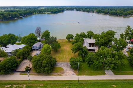 148 Isle Of View Drive