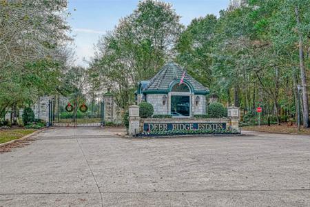 14 Majestic Falls Drive