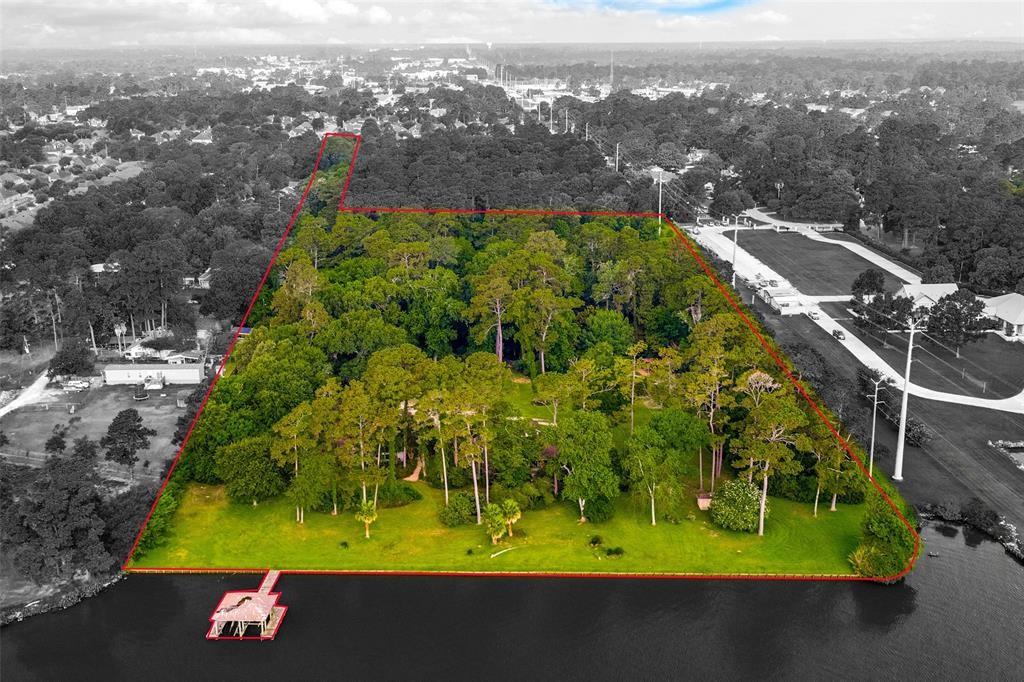 Image 3: Outlined land parcel