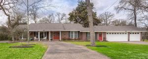 145 Golfview Drive