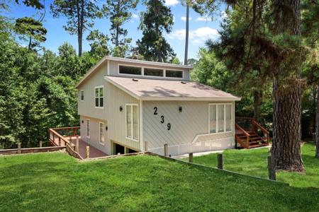 239 White Oak Hills