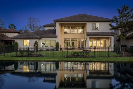 39 Johnathan Landing Court