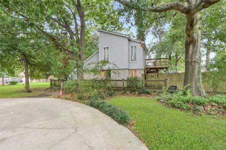 423 Paradise Lane