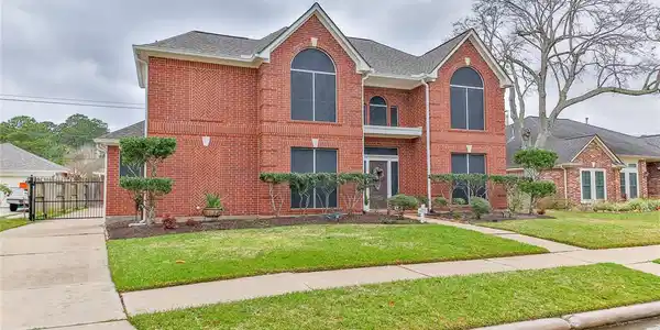 1511 Rustic Oak Lane
