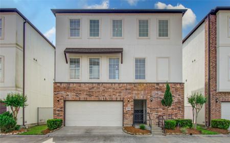 1739 Dominica Drive