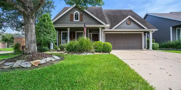 1426 Roaring Springs Lane